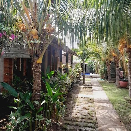佩母得兰La Paparrucha Bali住宿加早餐旅馆 外观 照片